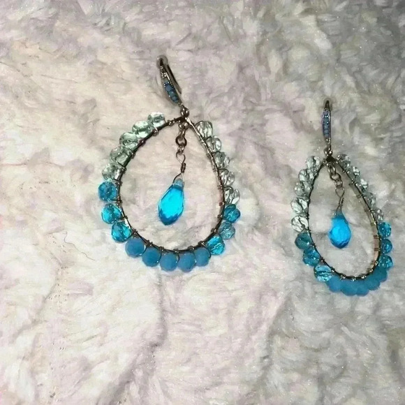 Turquoise Beaded Dangle Earrings (299) - Picture 3 of 5